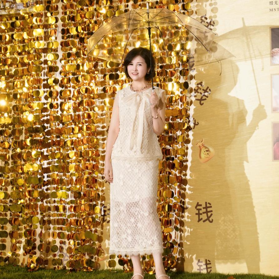 宜昌曼诺比菲品牌女装店