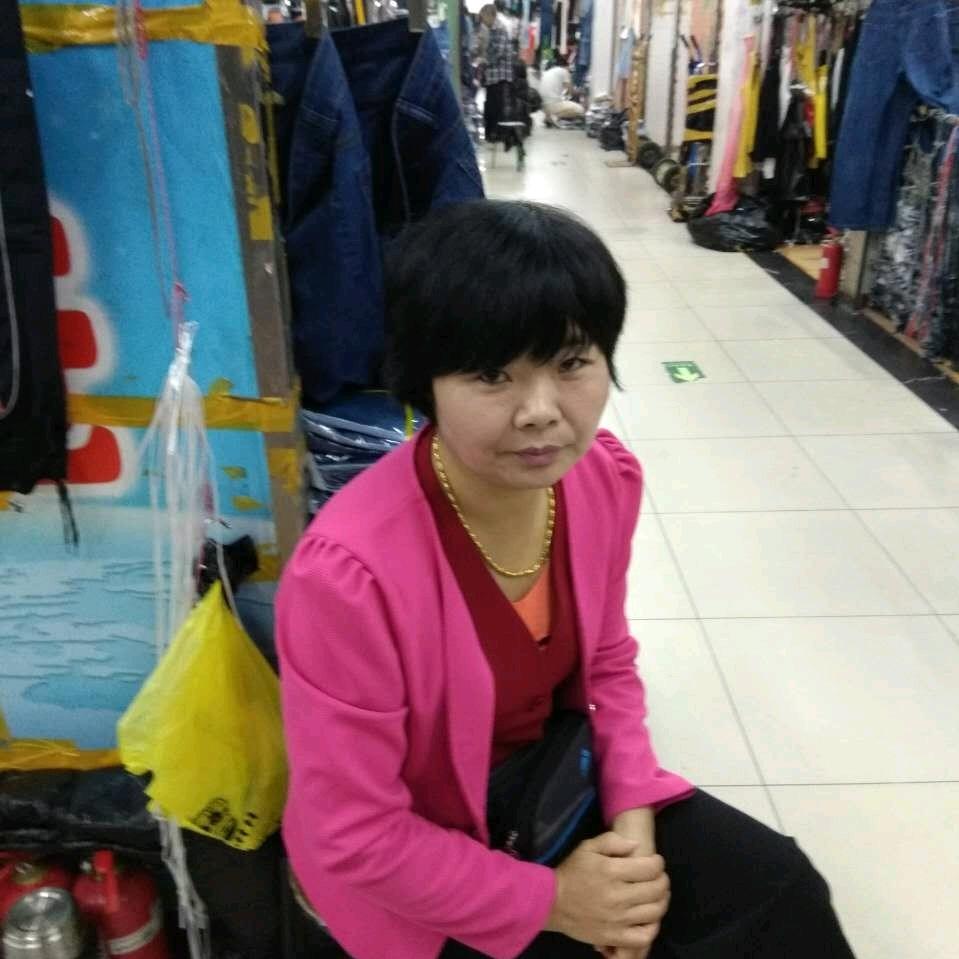 廊坊卖裤子的小云姐