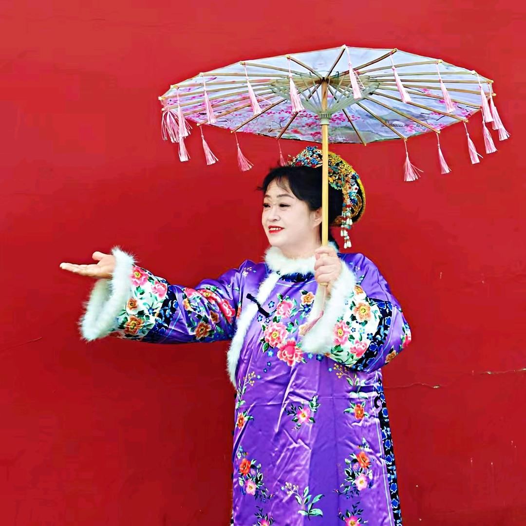 荣荣阿姨（60岁闯自媒体）