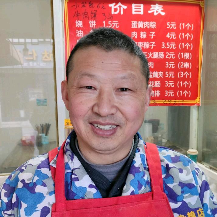 金淮商业街，张姐早晚点仲氏烧饼店