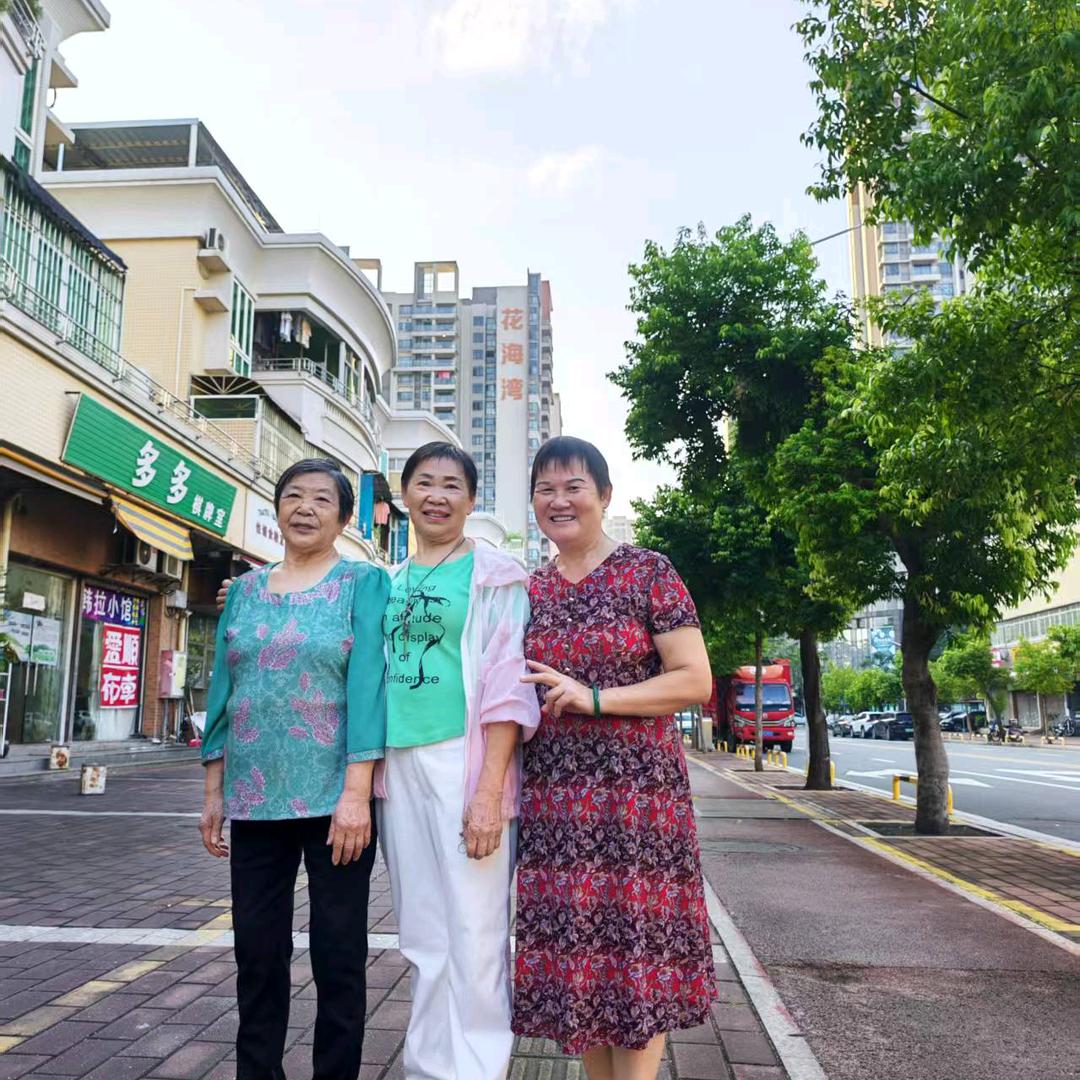 万象皆春奶\奶
