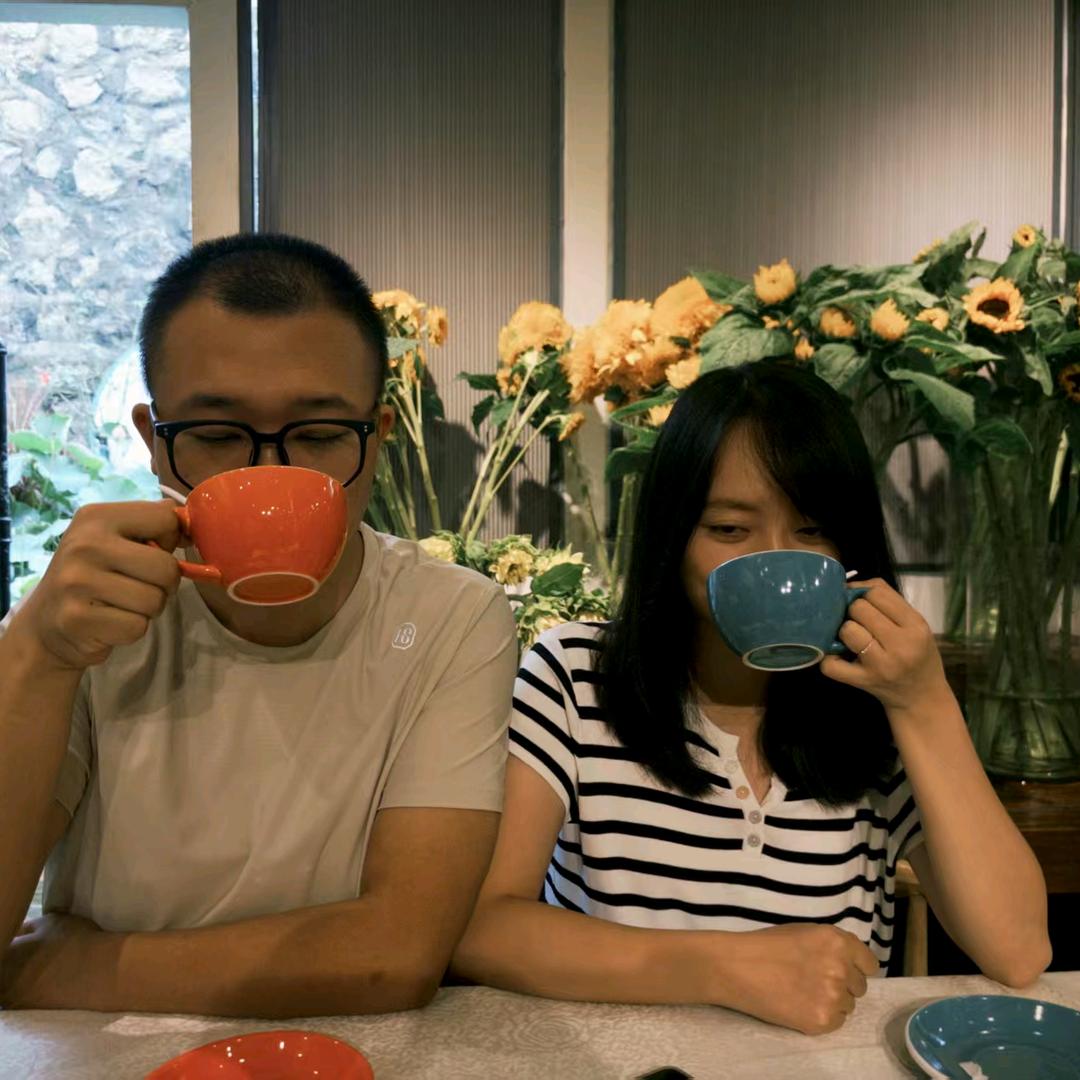 林蒋大大头像