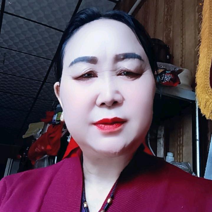 彭大仙，唱人生歌的主播