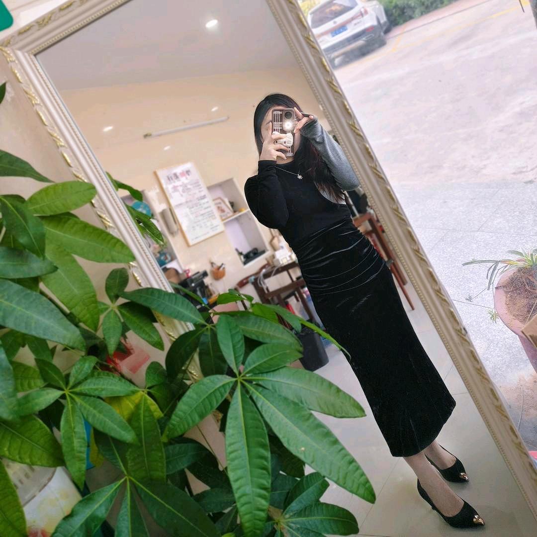 做美容的琼琼·˚💭
