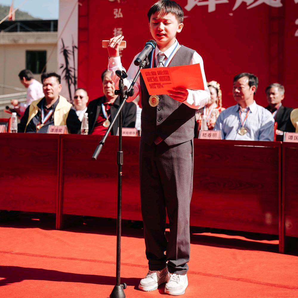 新丰县由美全屋定制