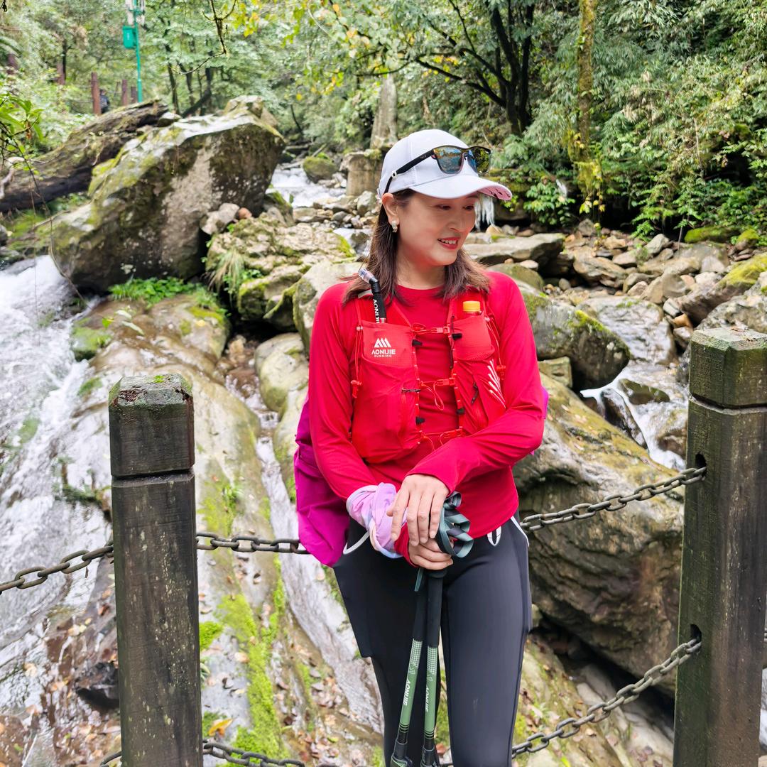 爱跑步的保函姐姐