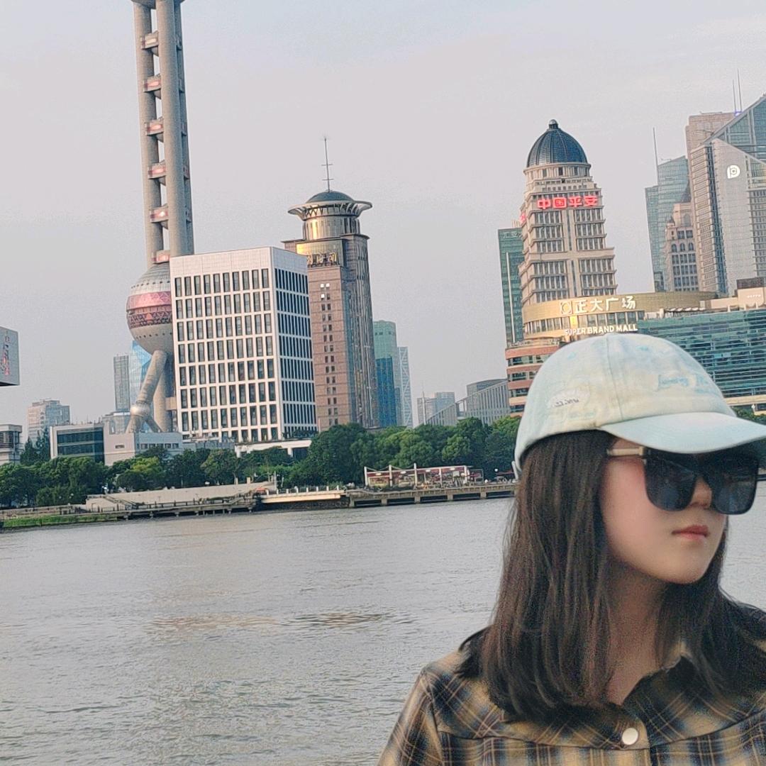 吒儿爱吃饼
