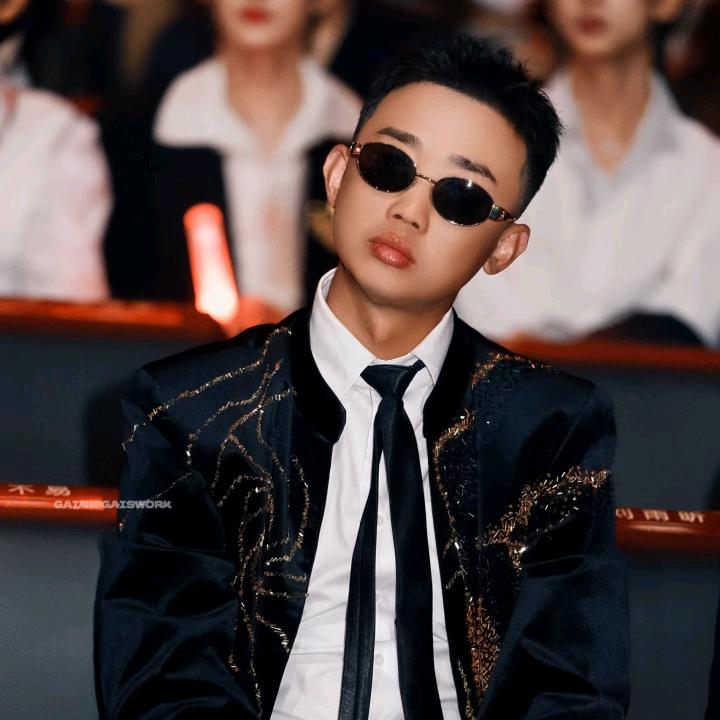 巧克力🍫小狗🐕