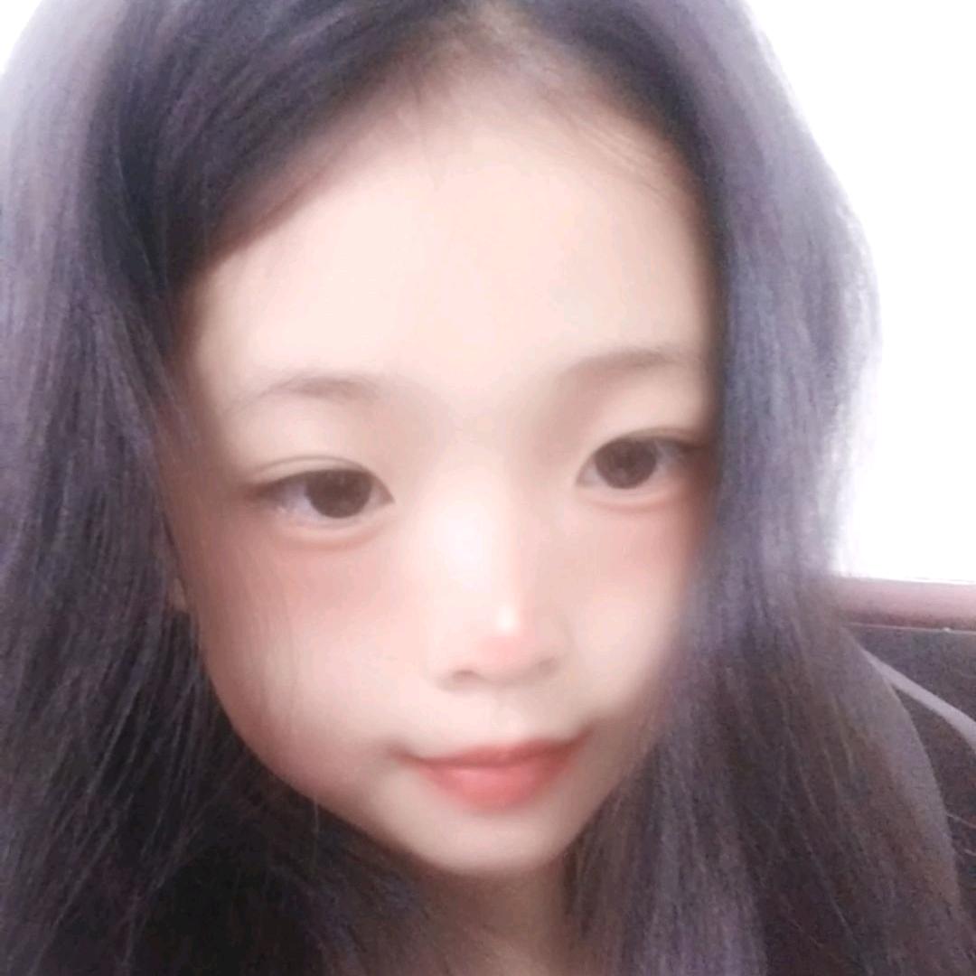 小奶球