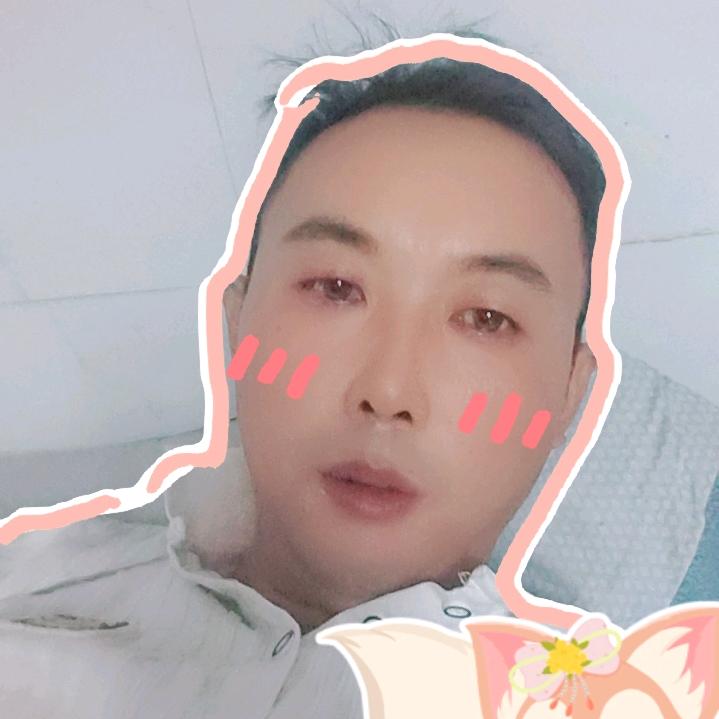 清溪镇浮岗市场国芝药房门口