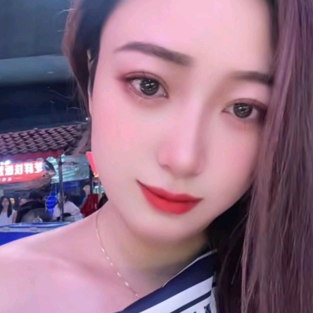 @大嘴石榴姐🍉
