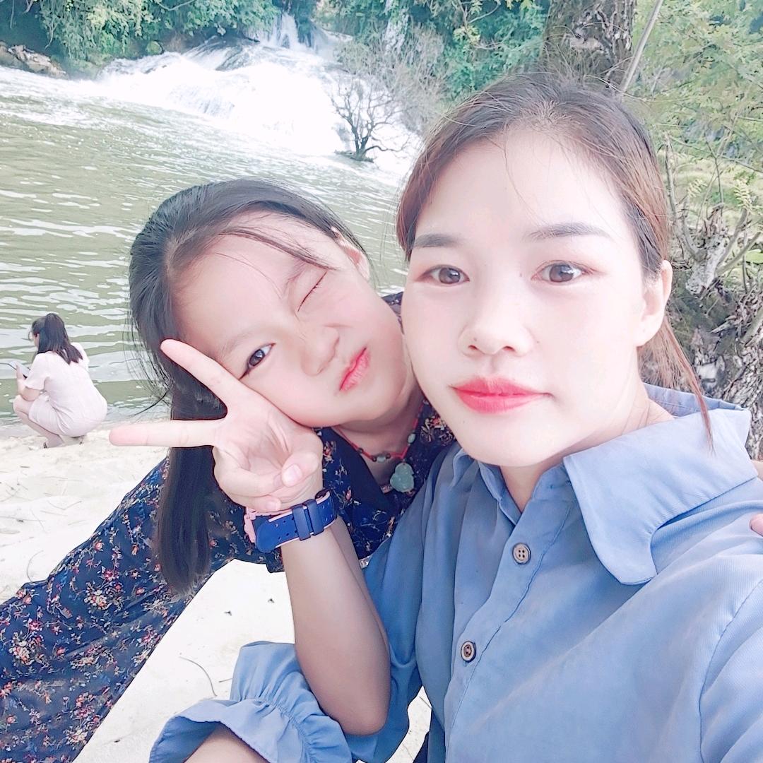 @富宁摆摊小农(不脱妆粉底液)