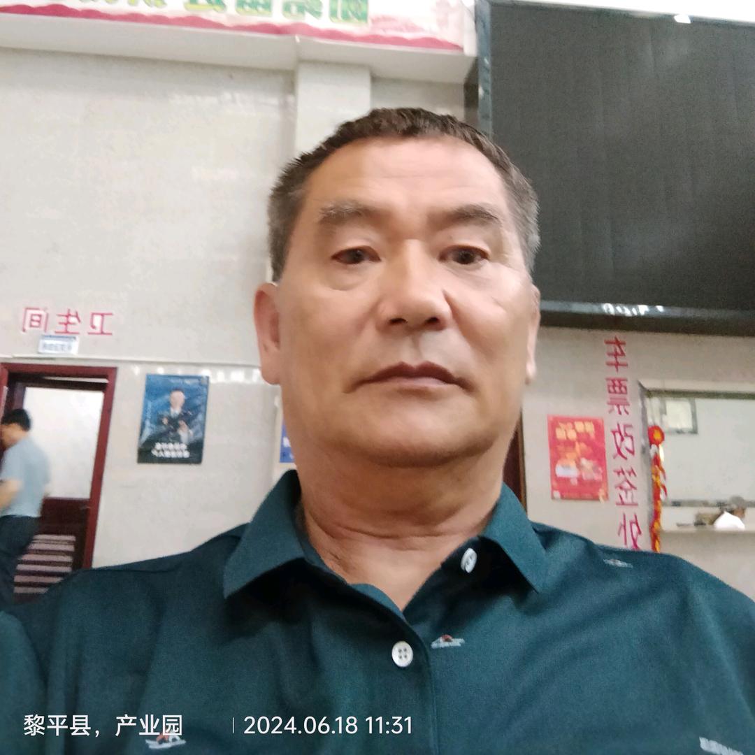 男保母