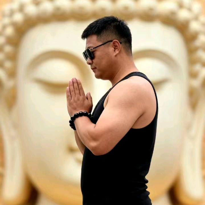 单身情歌王子。