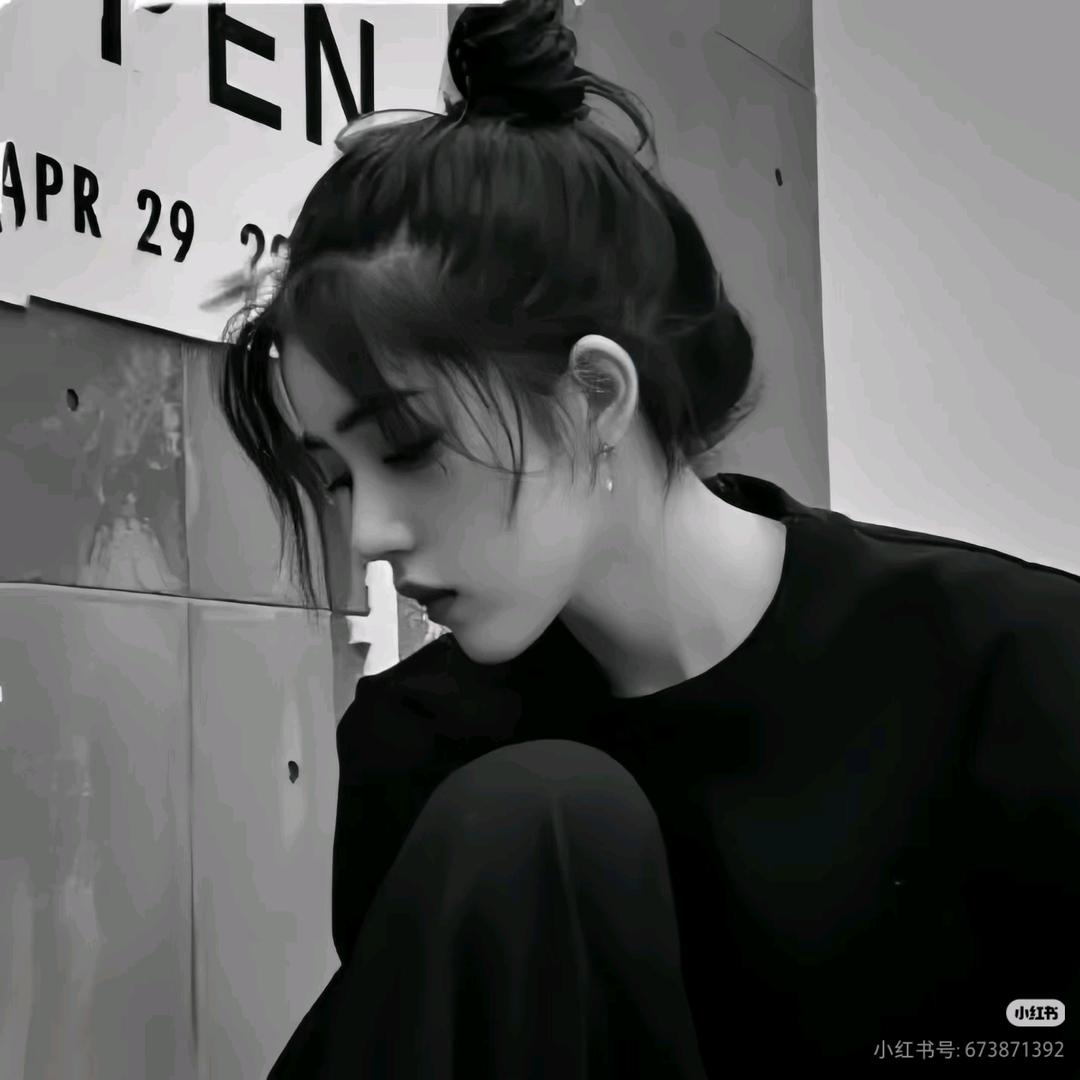 𝓕.柒柒👑