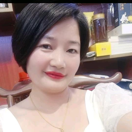 快乐人生杨雪梅