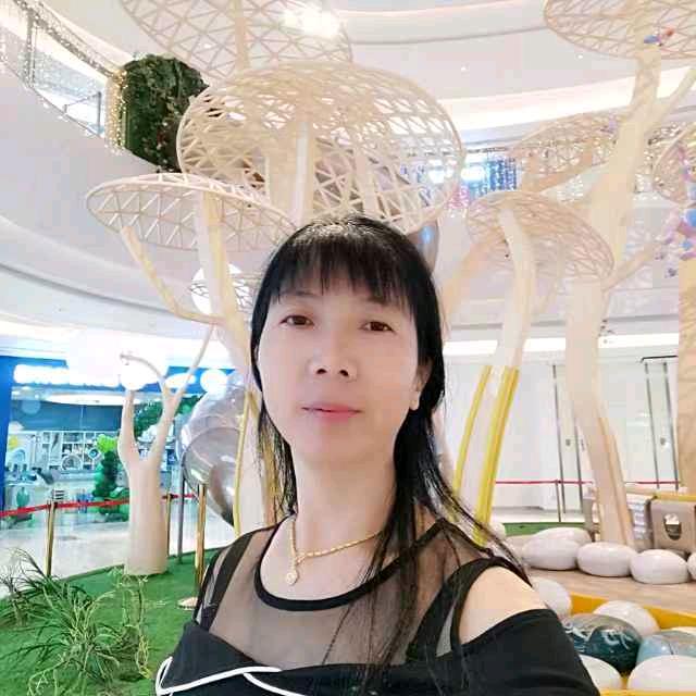 诗妍