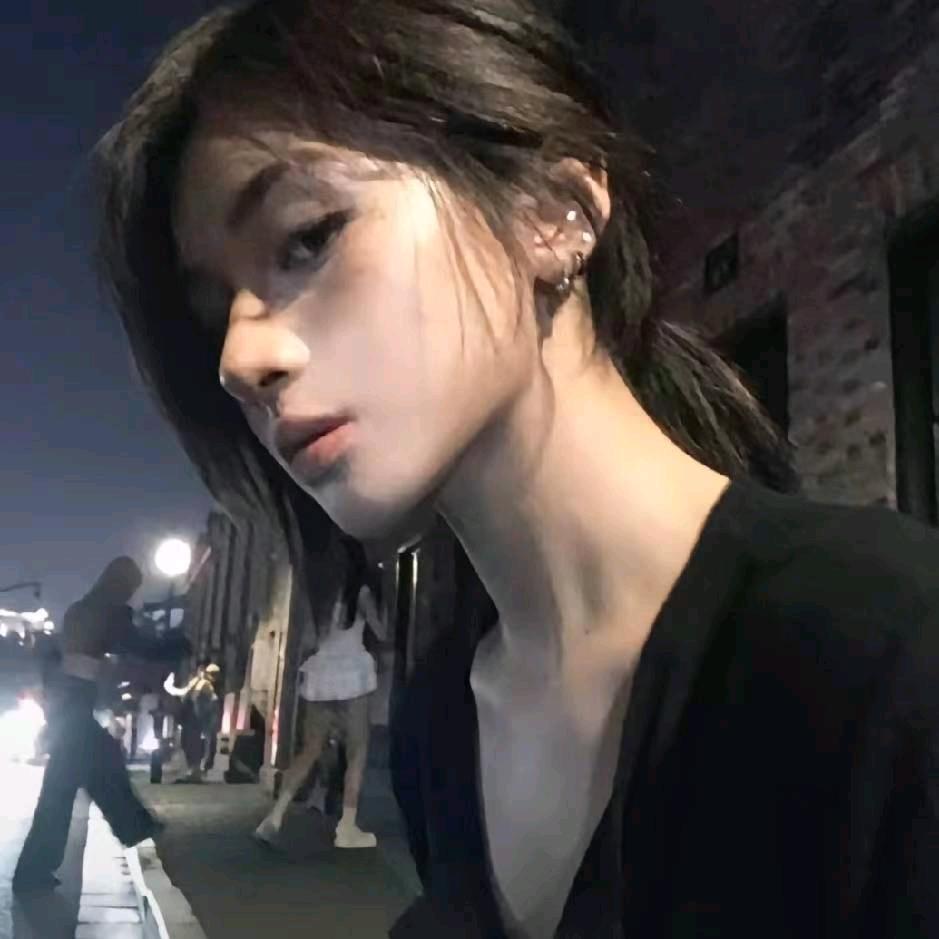 UNIQUE