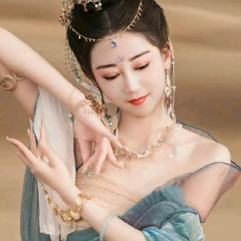 金嫣然☀³¹⁹
