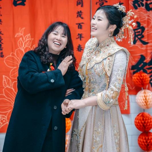 陈育芬