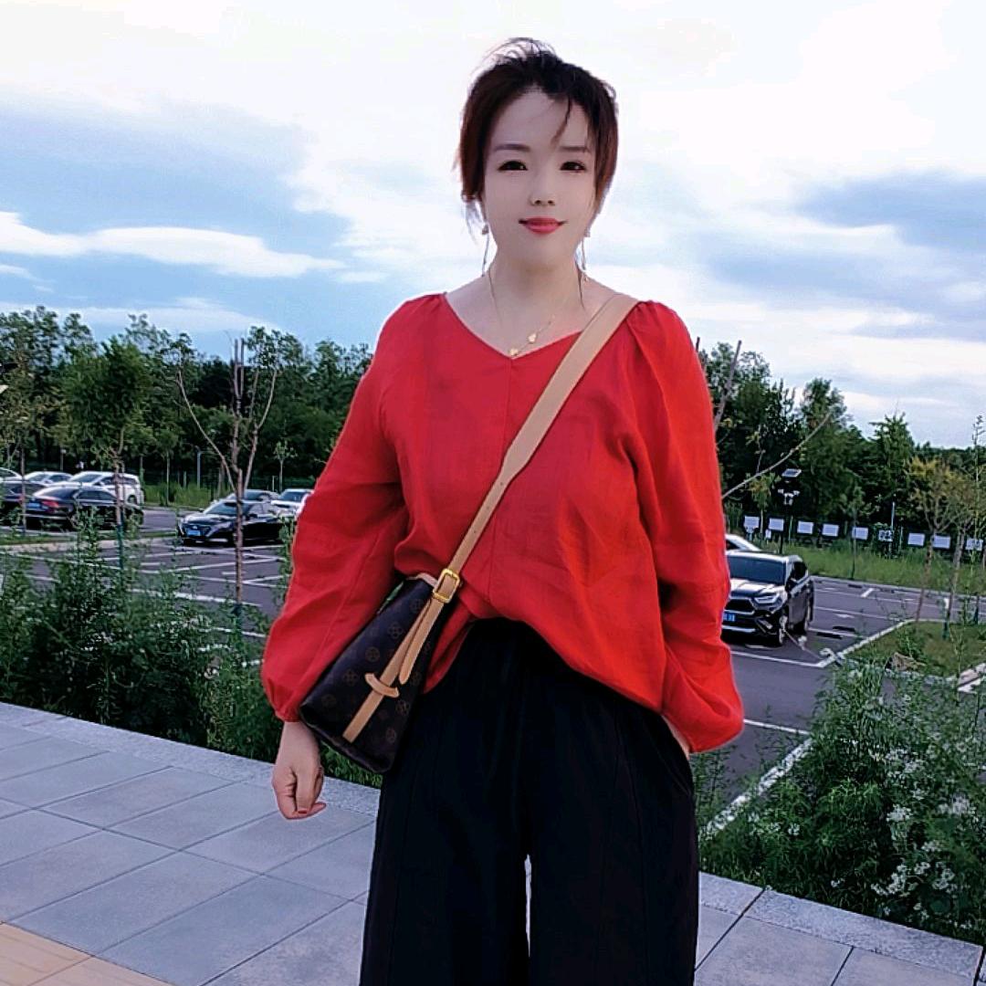 灵石县翠峰镇晓丽家服装店