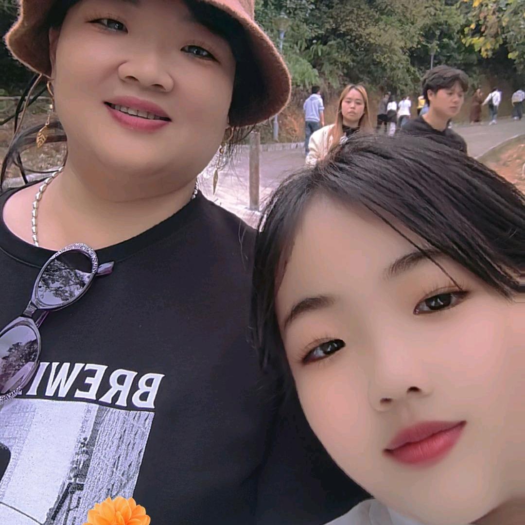 @亲们家里有需要打扫卫生的找霞姐。