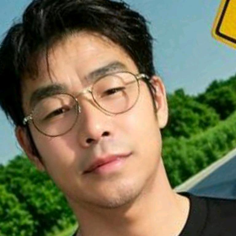 龙哥东山再起