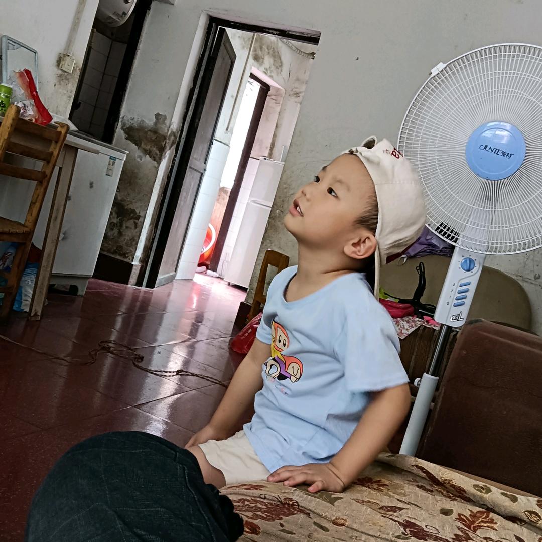 @小四哥￥