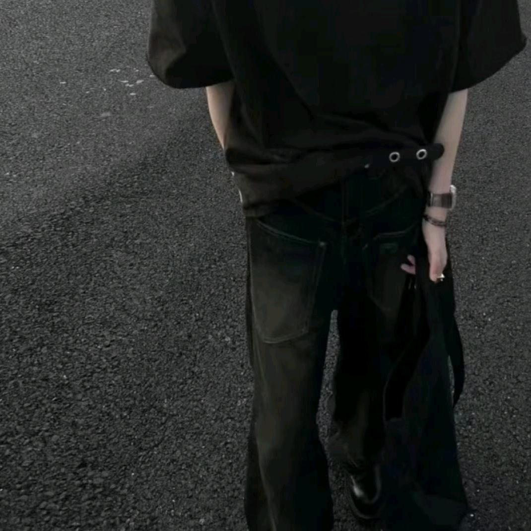 依然，头像