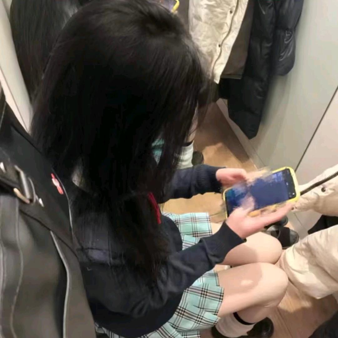 -许韵桉-
