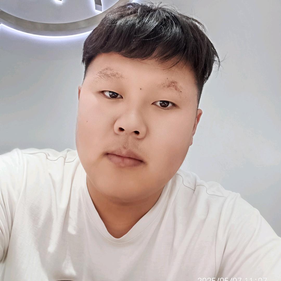 连云港小青年(/0￣)o [呼唤]