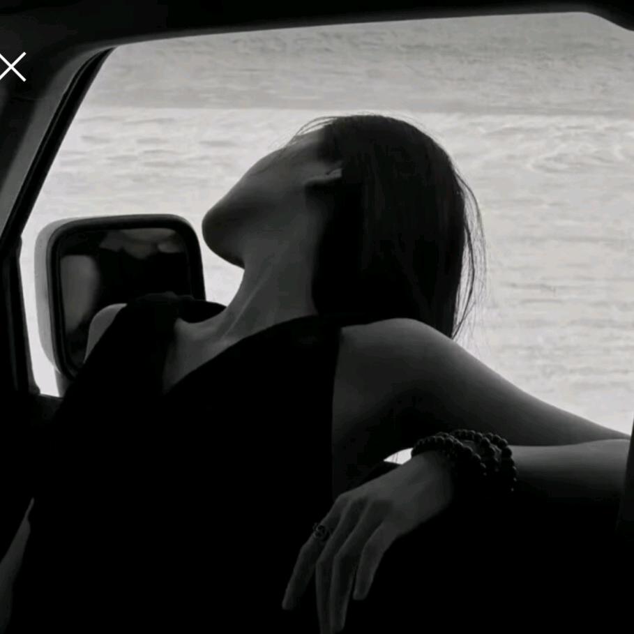 （依红）🌜🌛💖