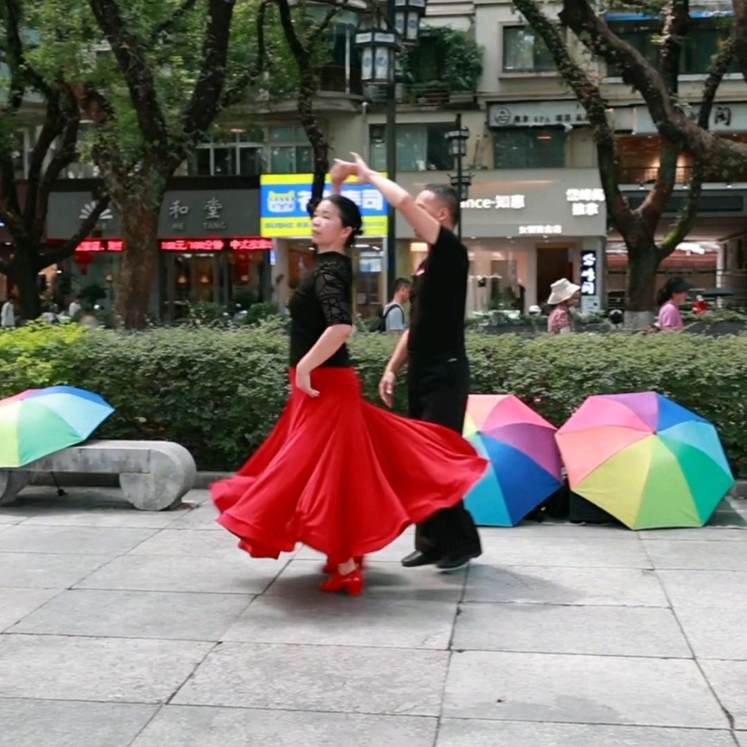 云舞黄老师