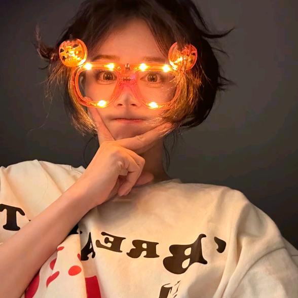 𝗛𝗮𝗸𝘂𝗻𝗮 𝗠𝗮𝘁a