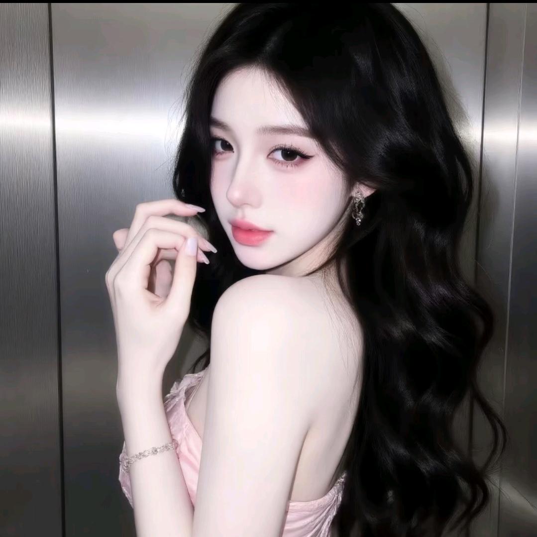 晚晴⊹ ⋆ ̩̩͙