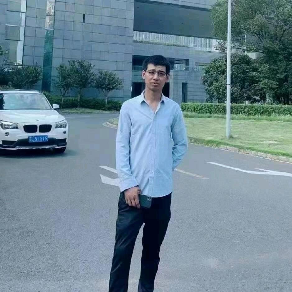 雷光耀（钢结构网架工程）