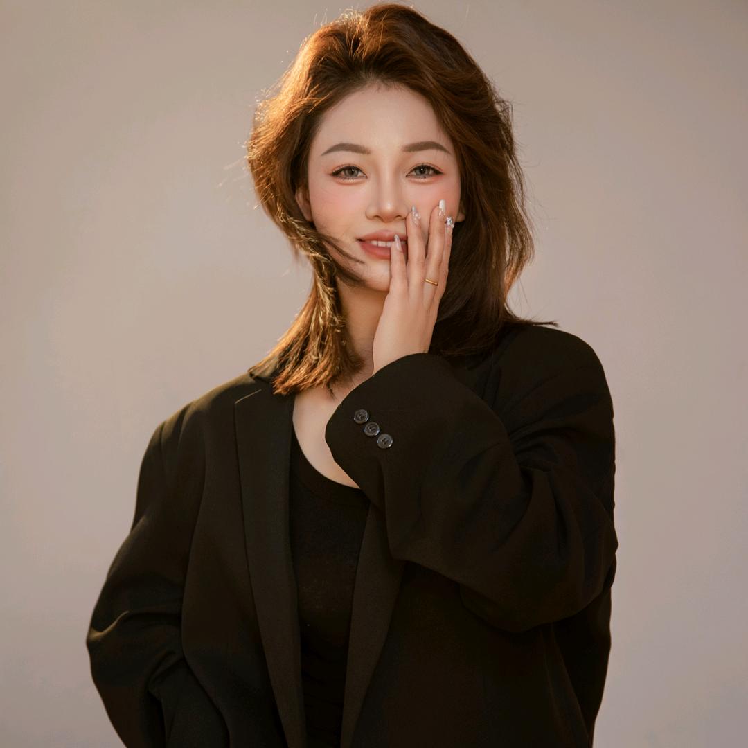 招财猫的小铃铛  🔔