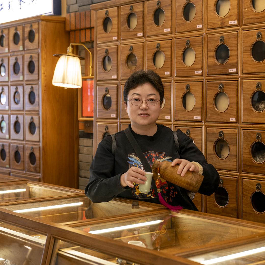 叠宜叠 小荷姐姐