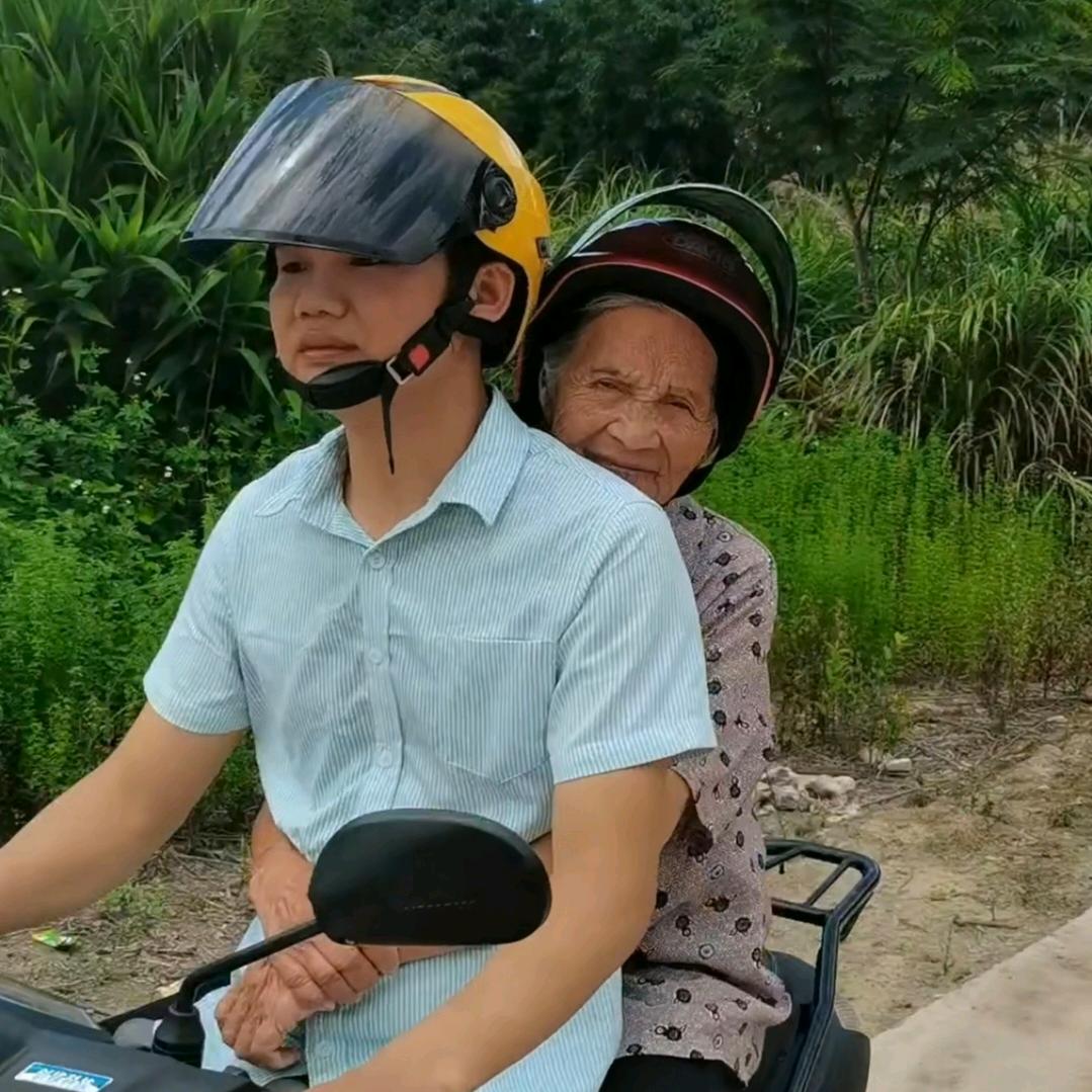 张书民（广西人在新疆）