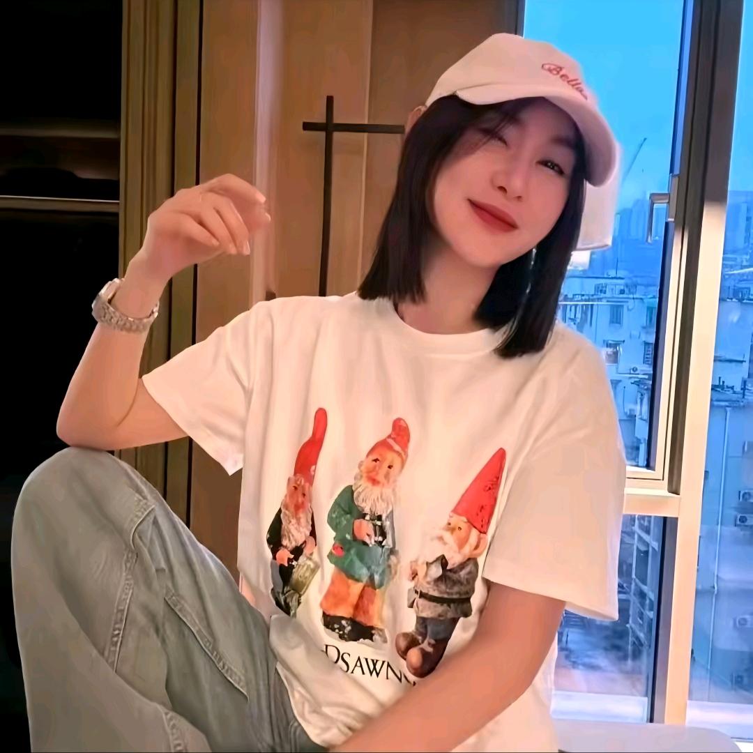 Lin林肉肉(穿搭分享)