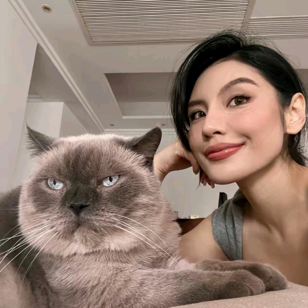 梁夜穿搭工作室