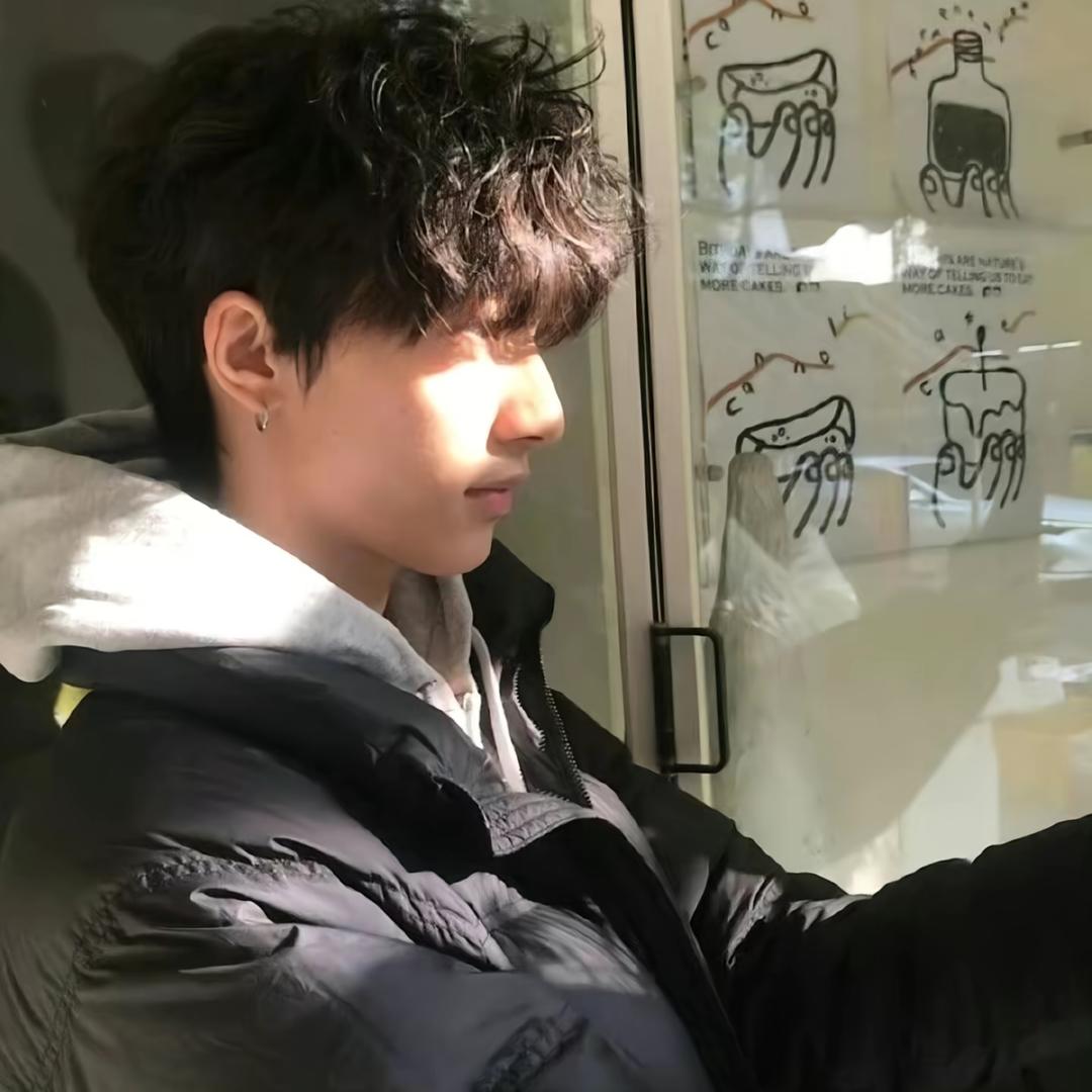 摆烂小s