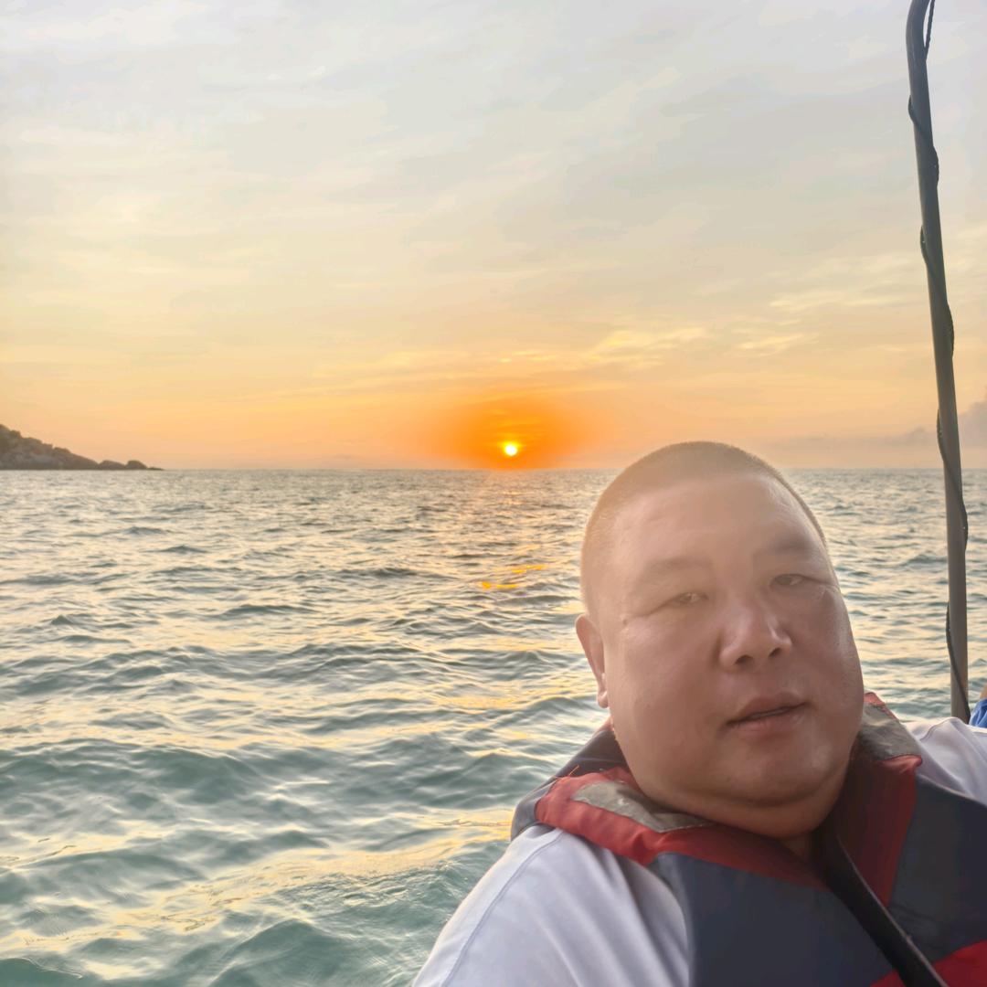 一个拼搏的农村人。