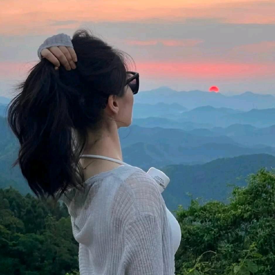 艳~红吖🌞