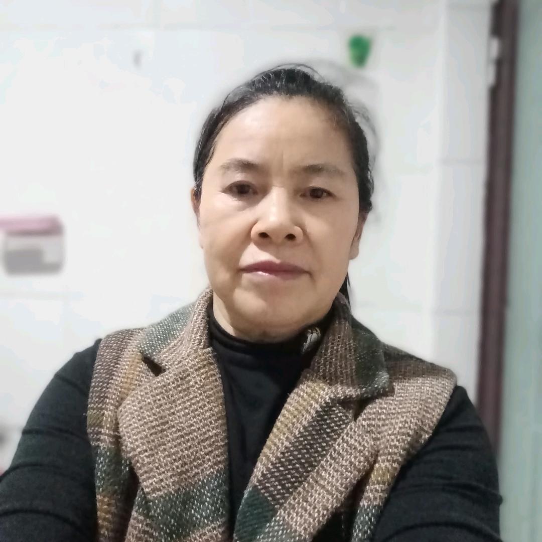 何姐