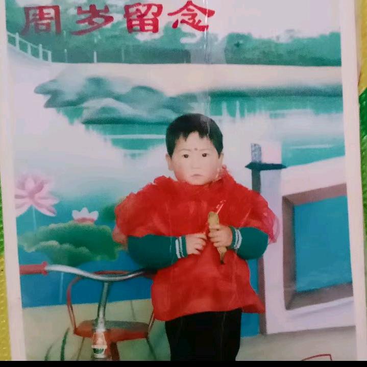 小 妞 呀
