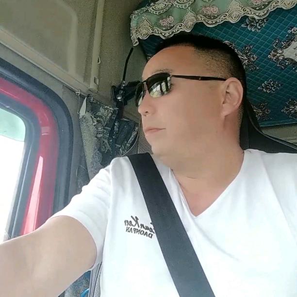 吕小险