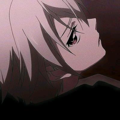 云中谁寄锦书来，雁字回时，月满西楼花自飘