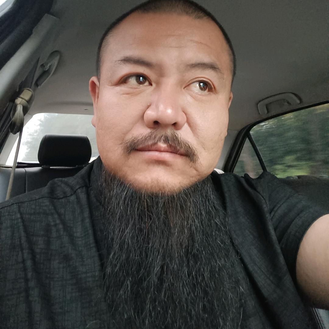 龙哥