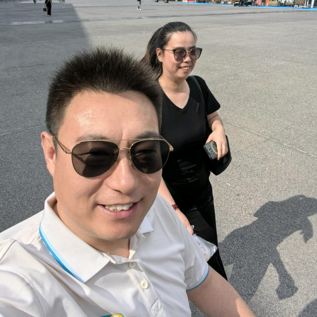 东北银老崔在河南